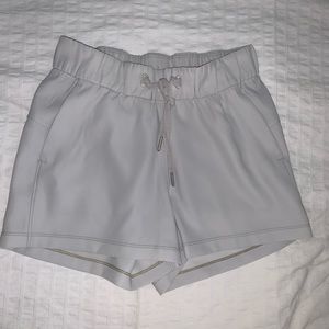 LULULEMON ON THE FLY SHORT